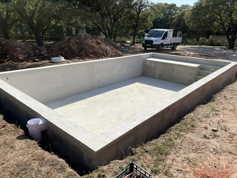 Construction Piscine Pernes-les-Fontaines
