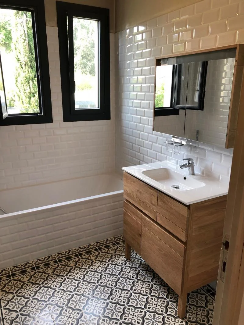 Rénovation Salle de Bain Villeneuve-lès-Avignon - Réalisation Rénovation Second Oeuvre